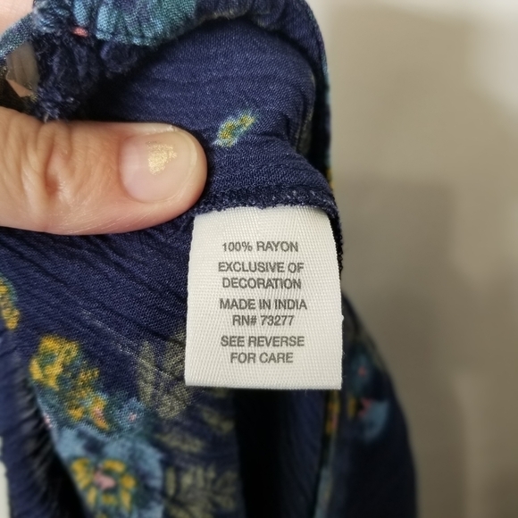 Mudd Jumpsuit size S Romper One‎ piece keyhole back button closure blue floral S - Picture 14 of 16